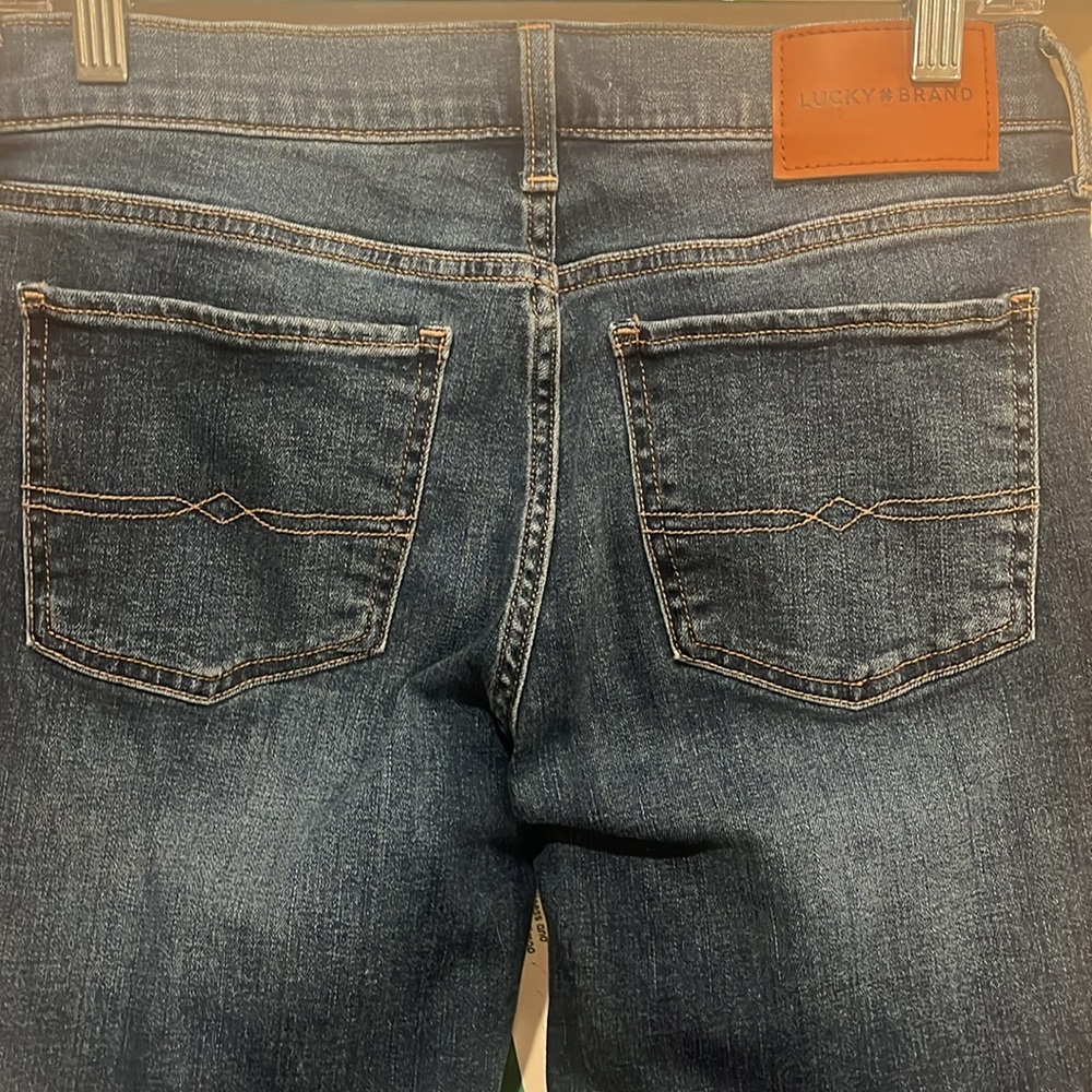 NWOT Lucky Brand Sweet Mid Rise Boot Cut Jeans - Picture 4 of 12